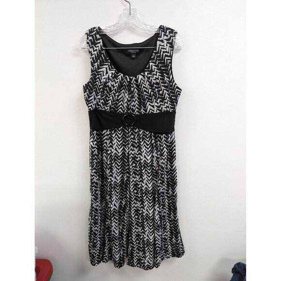 Perceptions Sleeveless Dress Black White Sz 14 Womens Flare - Picture 1 of 5